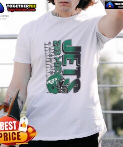 Original New York Jets NFL 2025 yardage helmet vintage T-shirt featuring classic team colors and logo, perfect for fans.