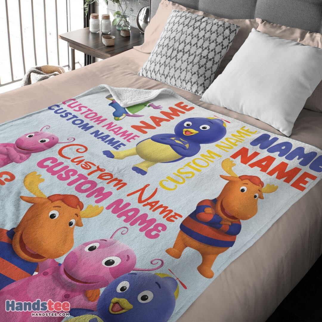 premium-cute-backyardigans-characters-blanket-fleece-customized-blanket-mk-03 Premium Cute Backyardigans Characters Blanket Fleece Customized Blanket - Image 4