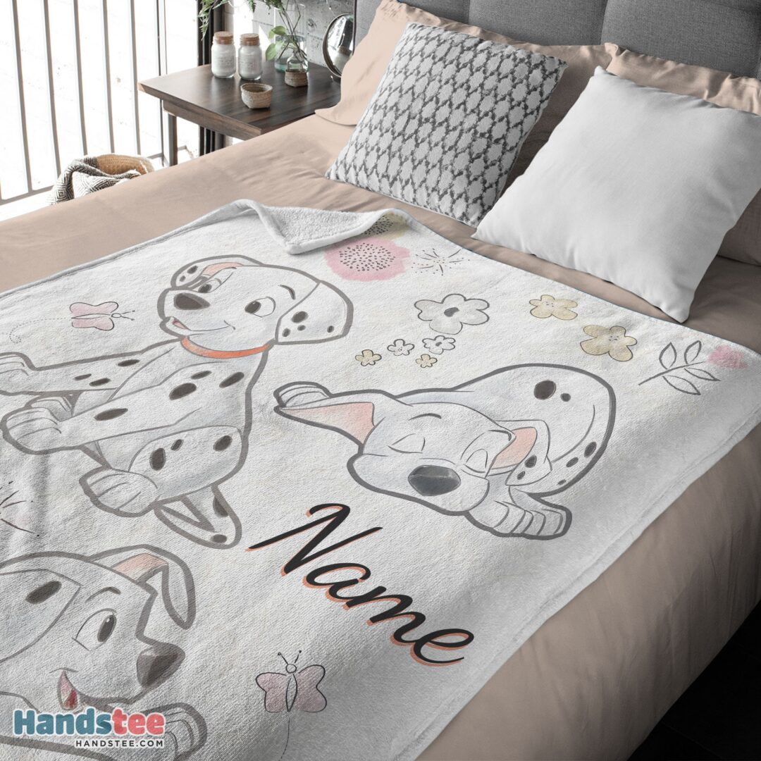 premium-disney-cartoon-101-dalmatians-cute-blanket-fleece-customized-blanket-mk-03 Premium Disney Cartoon 101 Dalmatians Cute Blanket Fleece Customized Blanket - Image 3