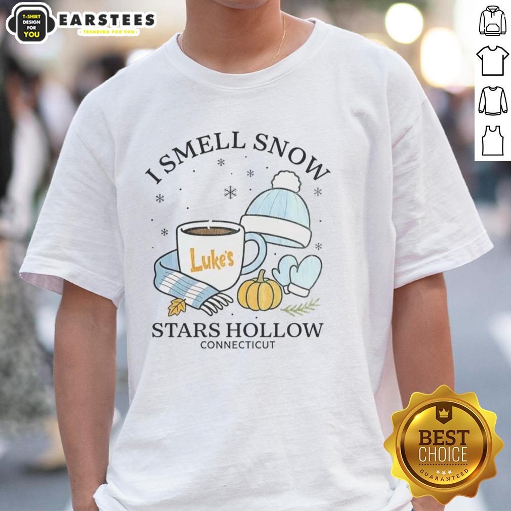 premium-i-smell-snow-stars-hollow-connecticut-christmas-t-shirt-1 Premium I Smell Snow Stars Hollow Connecticut Christmas T-Shirt featuring a festive design perfect for holiday celebrations.