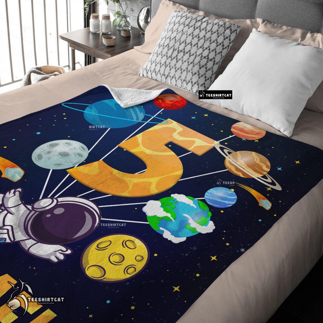Pretty Cute Astronaut Catching Moon Cartoon Blanket Fleece Customized Blanket