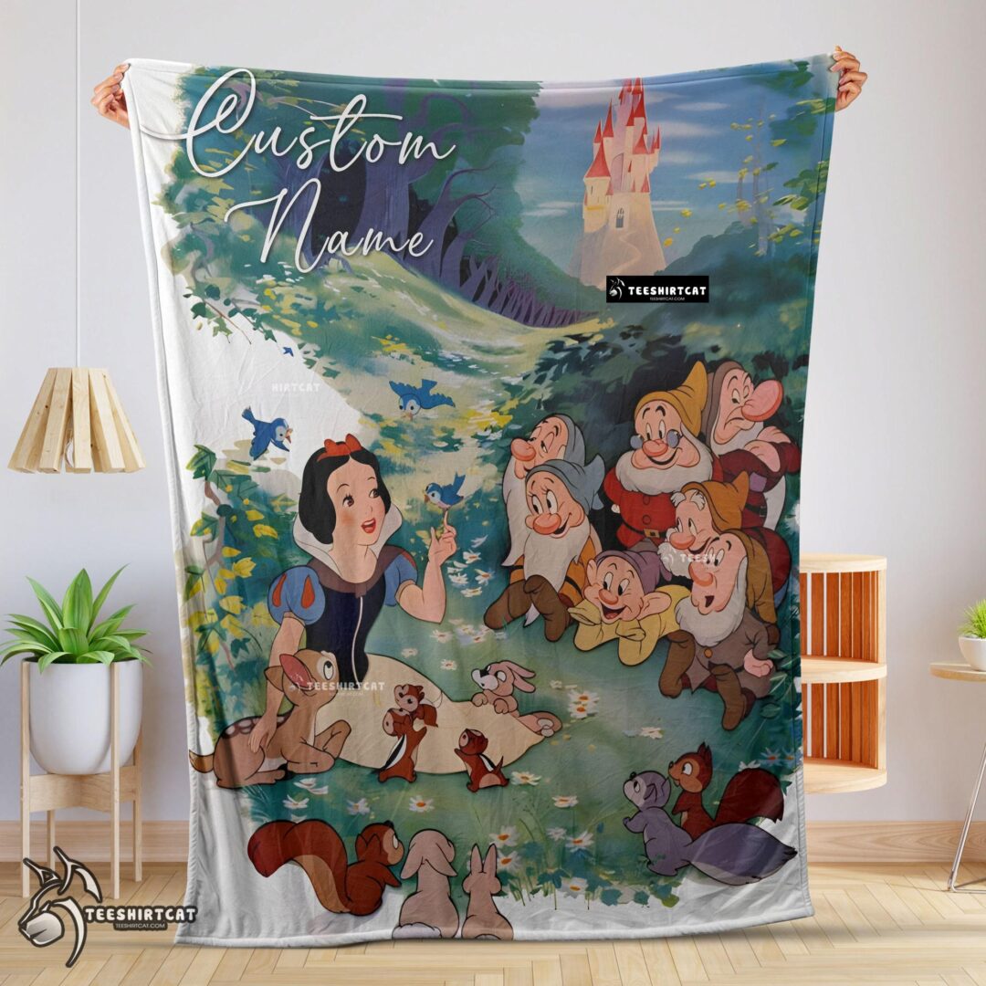 Pretty Disney Cartoon Snow White With The Seven Dwarfs Customized Blanket