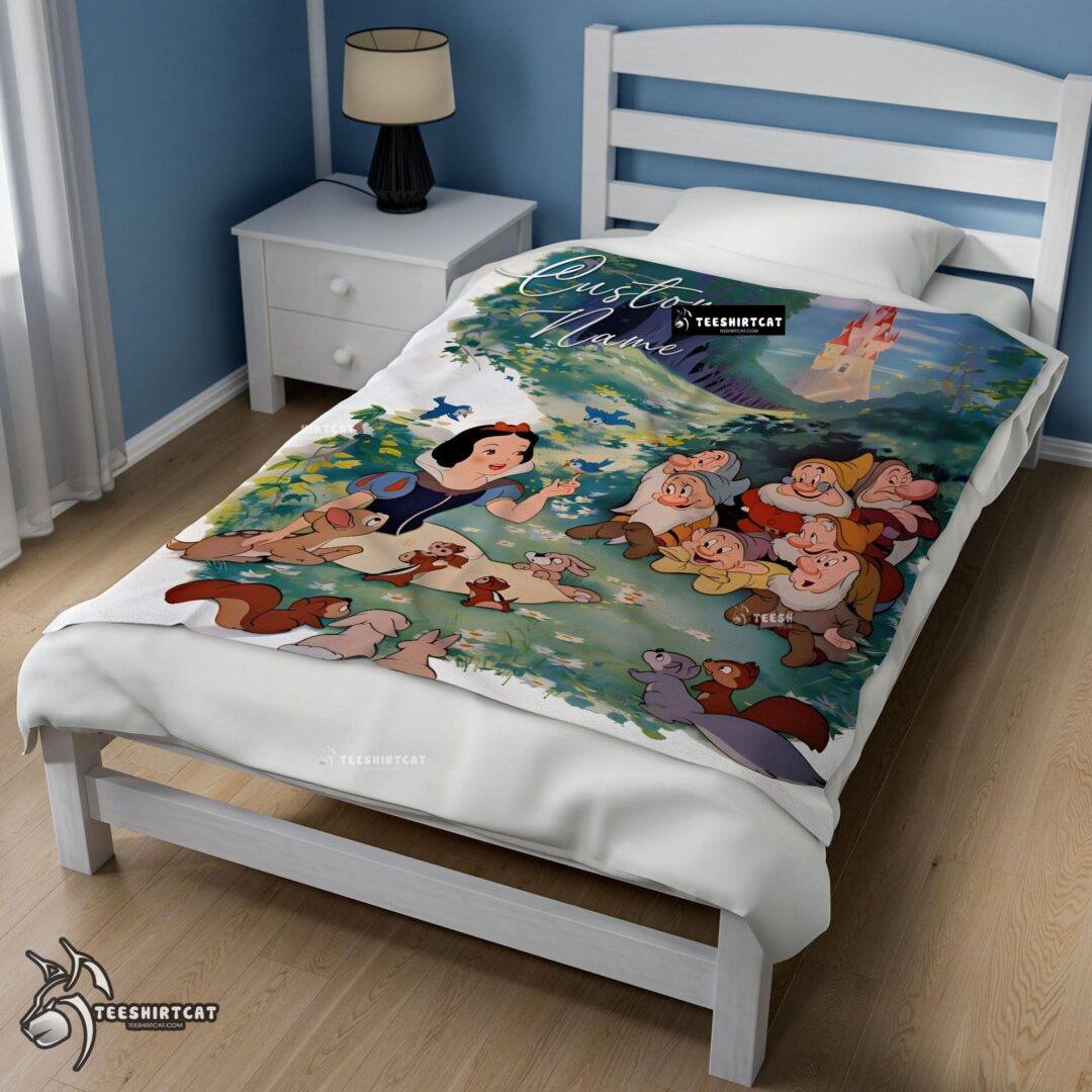 Pretty Disney Cartoon Snow White With The Seven Dwarfs Customized Blanket