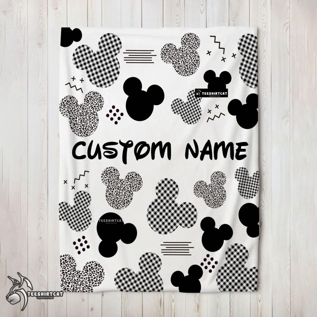 Pretty Disney Mickey Logo Texture Blanket Fleece Customized Blanket