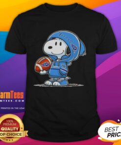 Alt Text: Cute Peanuts Snoopy in a hoodie, smiling at fans, showcasing Tennessee Titans T-shirt design.