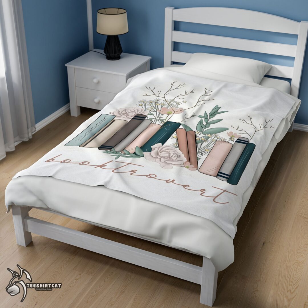 pretty-vintage-floral-book-lover-blanket-fleece-mk-02 Pretty Vintage Floral Book Lover Blanket Fleece - Image 3