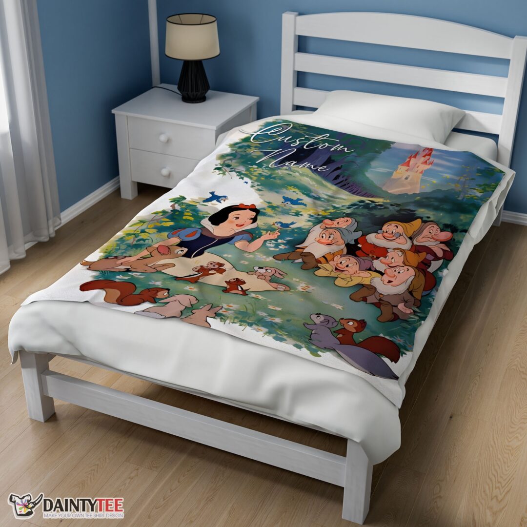 top-disney-cartoon-snow-white-with-the-seven-dwarfs-customized-blanket-mk-02 Top Disney Cartoon Snow White With The Seven Dwarfs Customized Blanket - Image 3