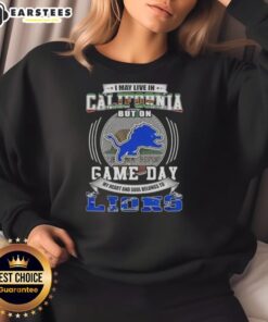 Detroit Lions football sweatshirt: Stylish design for fans living in California, perfect for game day comfort.