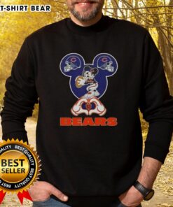 Top Mickey Hands Heart Chicago Bears football sweatshirt featuring a playful design perfect for fans.