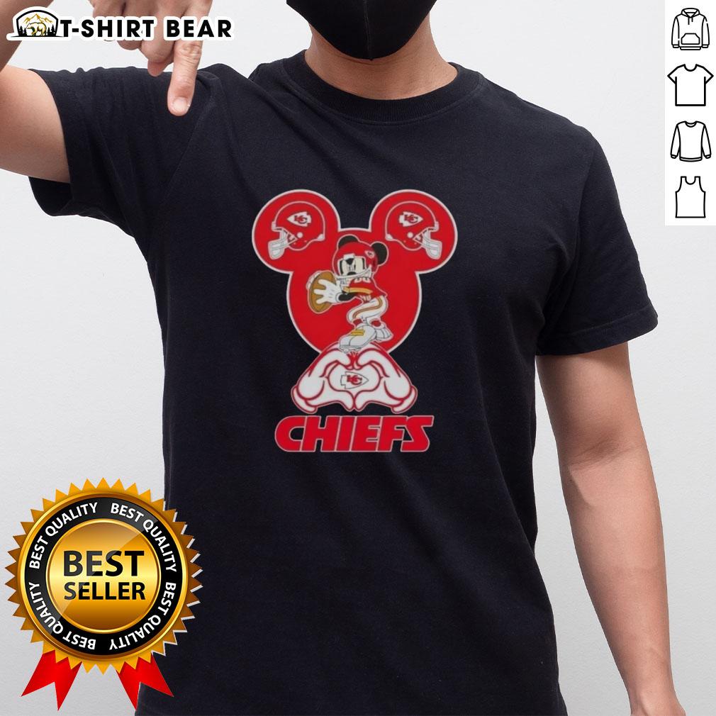 Top Mickey Hands Heart Kansas City Chiefs Football T Shirt Top Mickey Hands Heart Kansas City Chiefs Football T-Shirt design featuring iconic Mickey Mouse hands forming a heart.