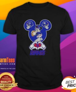 Top Mickey Hands Heart Love New York Giants Football T-Shirt design featuring a playful Mickey Mouse graphic.