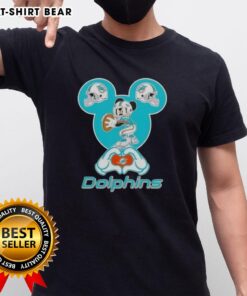 Alt Text: Top Mickey Hands Heart Miami Dolphins Football T-Shirt design featuring iconic Mickey Mouse gloves and a heart.