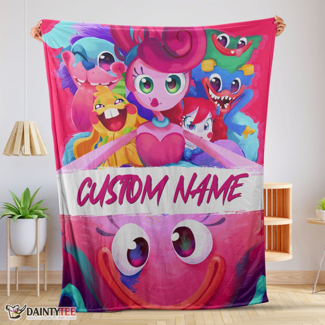 top-poppy-playtime-mommy-long-legs-and-huggy-wuggy-blanket-fleece-customized-blanket-mk-01-1 Top Poppy Playtime Mommy Long Legs And Huggy Wuggy Blanket Fleece Customized Blanket