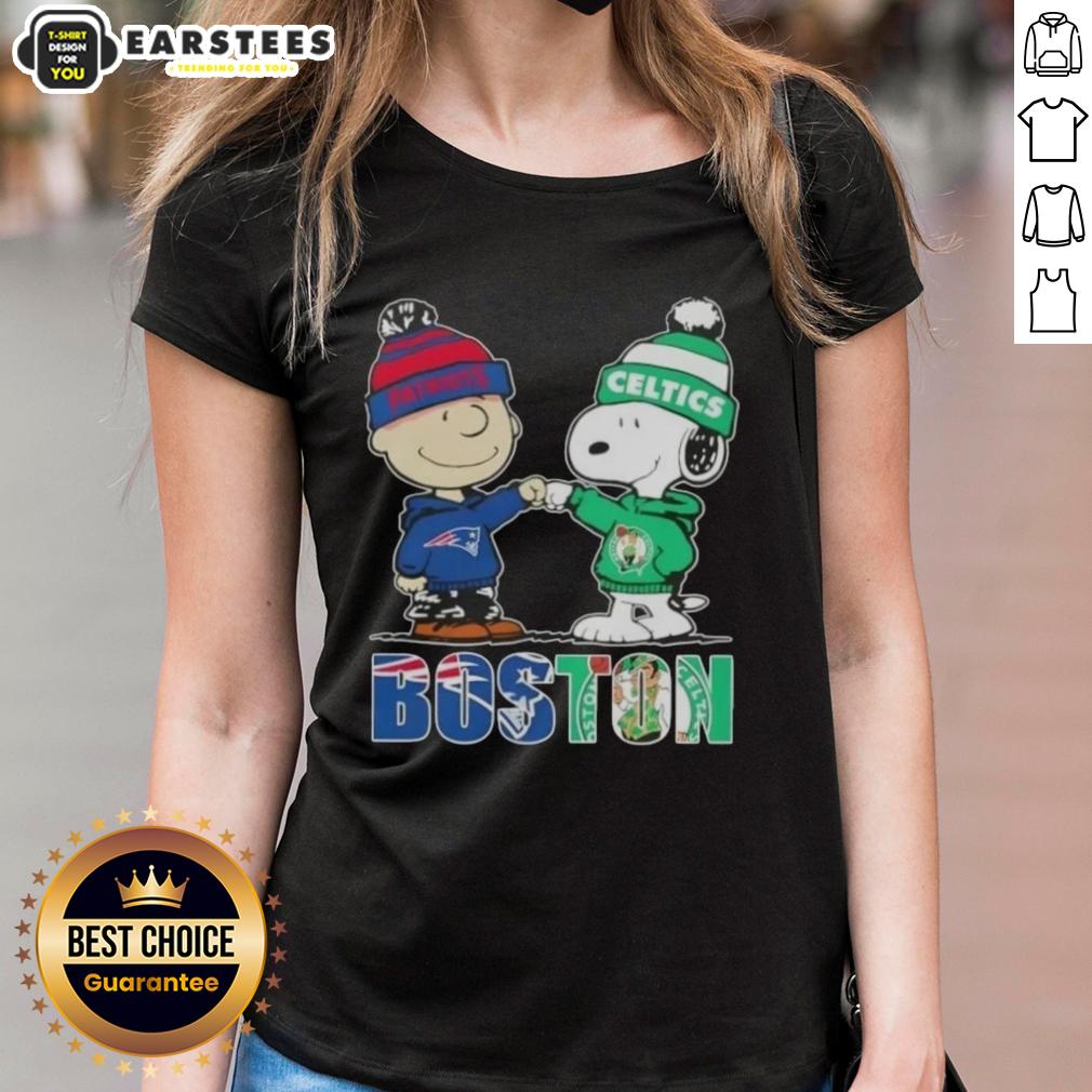 awesome-charlie-brown-and-snoopy-boston-city-sports-new-england-patriots-x-boston-celtics-ladies-tee Awesome Charlie Brown and Snoopy graphic on New England Patriots x Boston Celtics ladies tee shirt