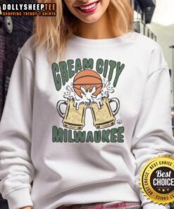 Awesome Cream City Milwaukee Sweatshirt in stylish design, perfect for showing off Milwaukee pride and staying cozy.