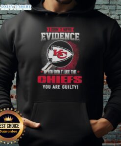 Alt Text: Awesome hoodie featuring 'I Don't Need Evidence' slogan for Kansas City Chiefs fans, perfect for game day.