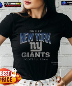 Awesome New York Giants head-on ladies tee featuring vibrant team colors and logo, perfect for female fans.