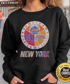 Alt Text: Stylish sweatshirt featuring a mashup logo of New York Knicks, Mets, and Giants for ultimate fan gear.