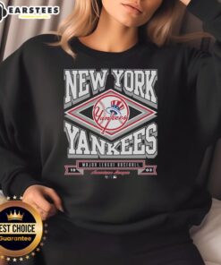 Awesome New York Yankees heater sweatshirt featuring team logo and stylish design for fans. Perfect for chilly game days.