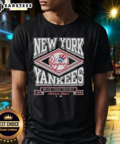 Alt Text: Awesome New York Yankees Heater T-Shirt featuring bold logo and comfortable fit, perfect for baseball fans.