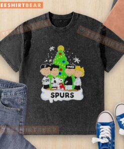 Alt Text: Awesome Peanuts comic Christmas tree design on a San Antonio Spurs graphic washed t-shirt for festive fans.