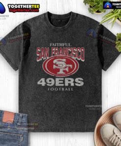 Alt Text: Awesome San Francisco 49ers Head-On Washed T-Shirt featuring vibrant team graphics and a comfortable fit.