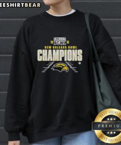 Awesome Southern Miss Golden Eagles New Orleans Bowl Champions 2025 sweatshirt showcasing team pride and victory.