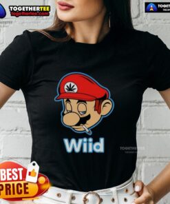 Awesome Wiid Super Mario smoking weed on a trendy ladies tee, perfect for casual wear and gaming enthusiasts.