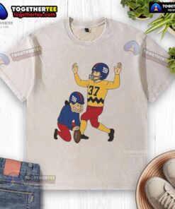 Awesome Younghoe Koo Charlie Brown Giants kicker miss meme on a washed t-shirt, showcasing a humorous sports moment.