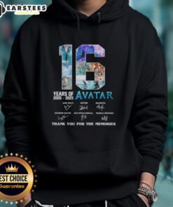 Good 16 Years 2009-2025 Avatar Movies 3 Thank You for the Memories Signatures Hoodie design featuring iconic movie signatures.