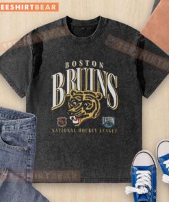 Good Boston Bruins Vintage Crease Washed T-Shirt featuring classic logo and soft fabric, perfect for hockey fans.