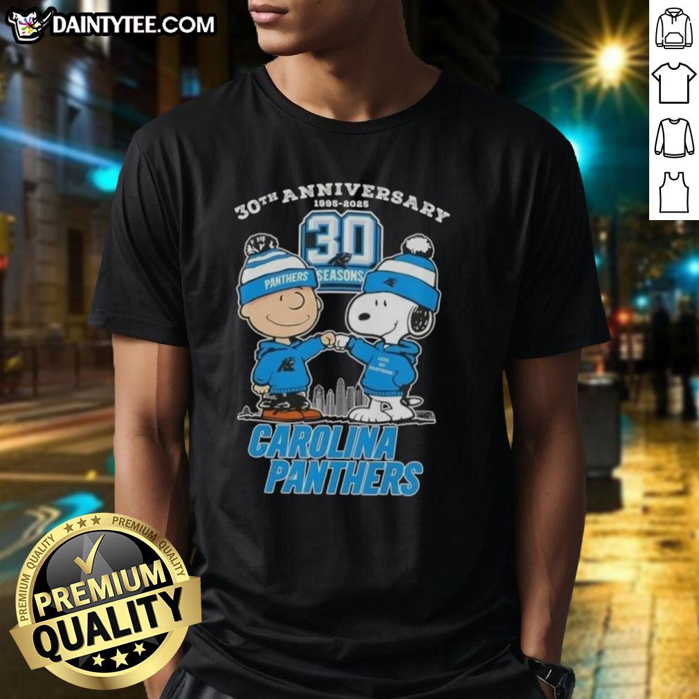 good-charlie-brown-x-snoopy-30th-anniversary-1995-2025-carolina-panthers-skyline-t-shirt-1 Good Charlie Brown X Snoopy 30th Anniversary T-Shirt celebrating 1995-2025 with Carolina Panthers skyline design.
