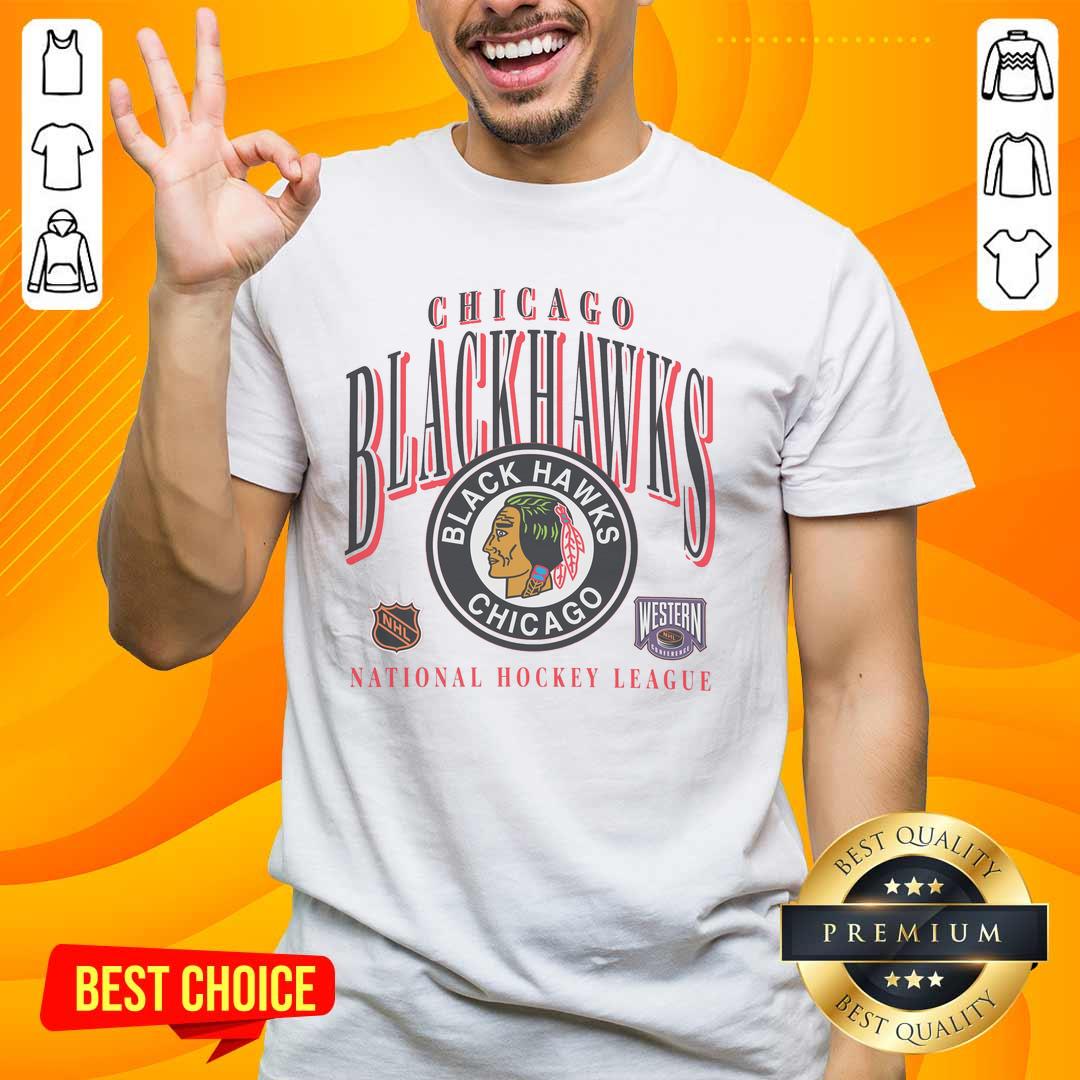 good-chicago-blackhawks-vintage-crease-t-shirt-1 Good Chicago Blackhawks vintage crease t-shirt featuring classic logo and stylish design for hockey fans.