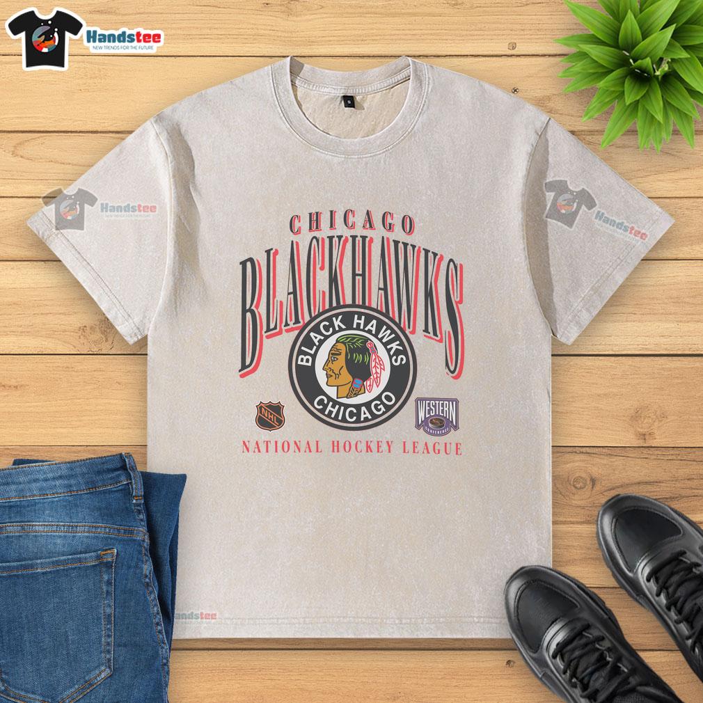 good-chicago-blackhawks-vintage-crease-washed-t-shirt Vintage Chicago Blackhawks Crease Washed T-Shirt featuring classic logo and distressed design for retro style fans.
