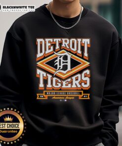 Good Detroit Tigers Heater Sweatshirt featuring bold logo, perfect for fans to stay warm and stylish during games.