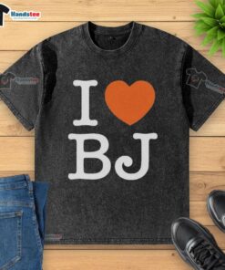 Good I Love BJ Chicago Bears washed t-shirt featuring bold team graphics and a stylish vintage look.
