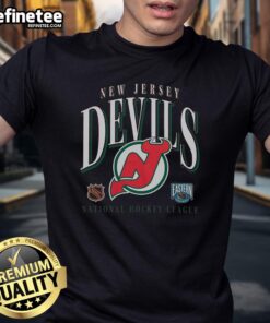 Good New Jersey Devils Vintage Crease T-Shirt featuring classic team logo and retro design for hockey fans.