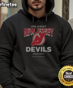 Vintage New Jersey Devils head-on hoodie featuring classic logo, perfect for fans and collectors of NHL apparel.