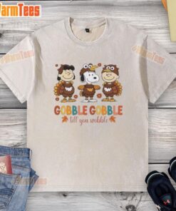 Good Snoopy and Friends cosplay t-shirt featuring a turkey design for a fun Thanksgiving celebration.