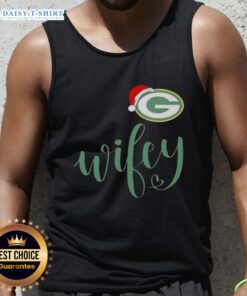 Good Wifey Green Bay Packers Santa Hat Merry Christmas Tank Top featuring festive design for holiday football fans.