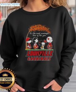 Happy Louisville Cardinals X Peanuts Snoopy sweatshirt celebrating autumn and the joys of the season.