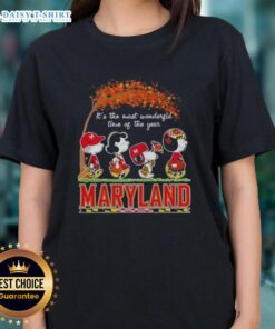 Happy Maryland Terrapins X Peanuts Snoopy and Friends autumn ladies tee celebrating the most wonderful time of the year.