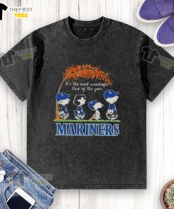Alt Text: Happy Seattle Mariners X Peanuts Snoopy and Friends autumn t-shirt for the most wonderful time of the year.