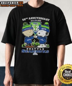Hot Charlie Brown and Snoopy Super Bowl 52nd Anniversary T-Shirt featuring Seattle Seahawks skyline design.
