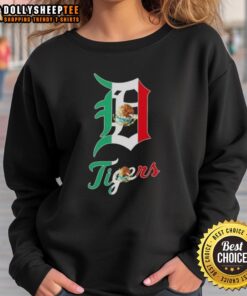 Hot Detroit Tigers baseball sweatshirt featuring a vibrant Mexican flag design, perfect for fans and collectors.