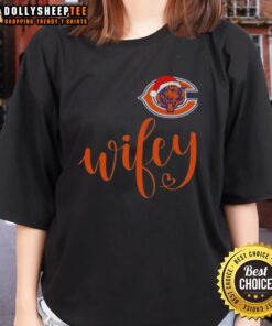 Hot Wifey Chicago Bears Santa Hat Merry Christmas Ladies Tee featuring festive design for football fans this holiday season.