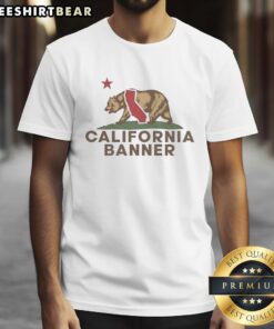 Vintage California Bear T-Shirt featuring California Republic flag design, perfect for casual wear and California pride.