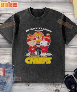 Nice Charlie Brown Touch Hand Snoopy x Kansas City Chiefs 66th Anniversary Skyline T-Shirt in washed style.