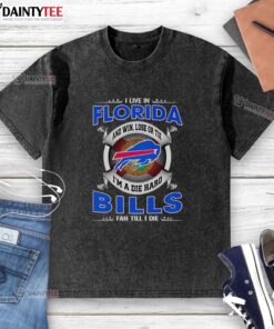 Alt Text: Florida fan wearing a 'Dead Hard Buffalo Bills Fan' t-shirt, showcasing team spirit for win, lose, or tie.