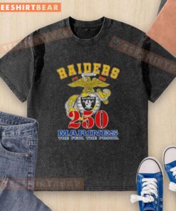 Alt Text: Nice Las Vegas Raiders x U.S.M.C 250th Birthday Celebration washed t-shirt featuring bold graphics and vibrant colors.
